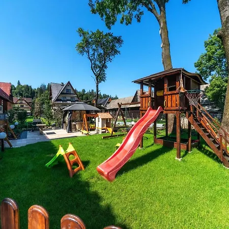 Bed & Breakfast Pod Tatrami & *