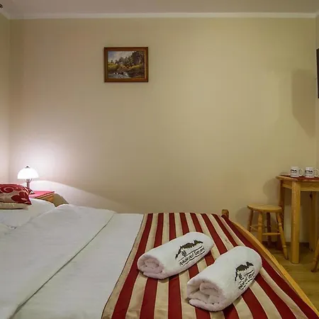 Bed & Breakfast Pod Tatrami & *