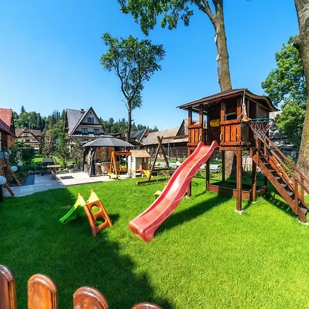Bed & Breakfast Pod Tatrami & *