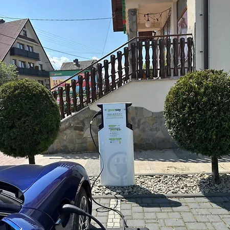 Pod Tatrami & Alojamento de Acomodação e Pequeno-almoço 3*